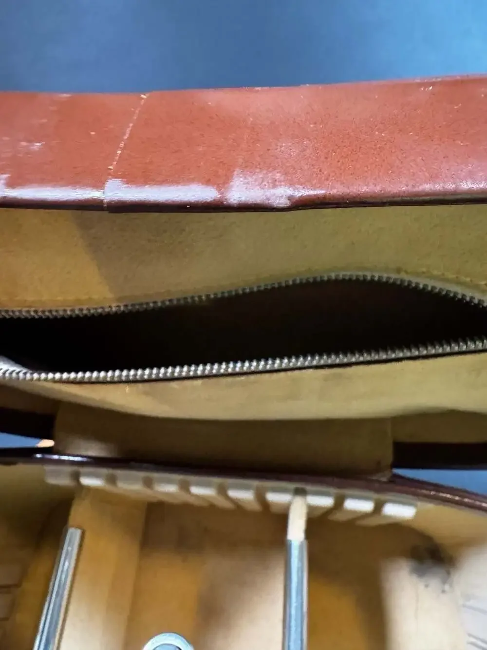 Vintage Omnica Deluxe Brown Leather Hard-Shell Camera Carrying Case